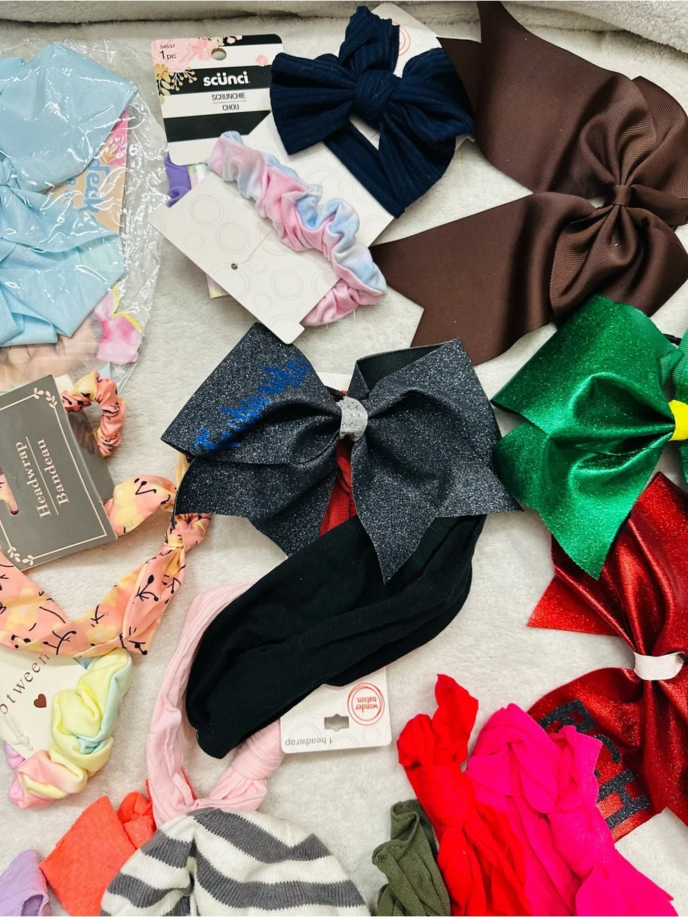 Lot of Cute Girl’s Baby Toddler Headbands & Bows Multi-Color Variety